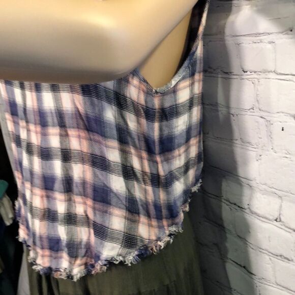 Cloth & Stone Anthropologie Distressed Plaid Tank - Picture 5 of 10